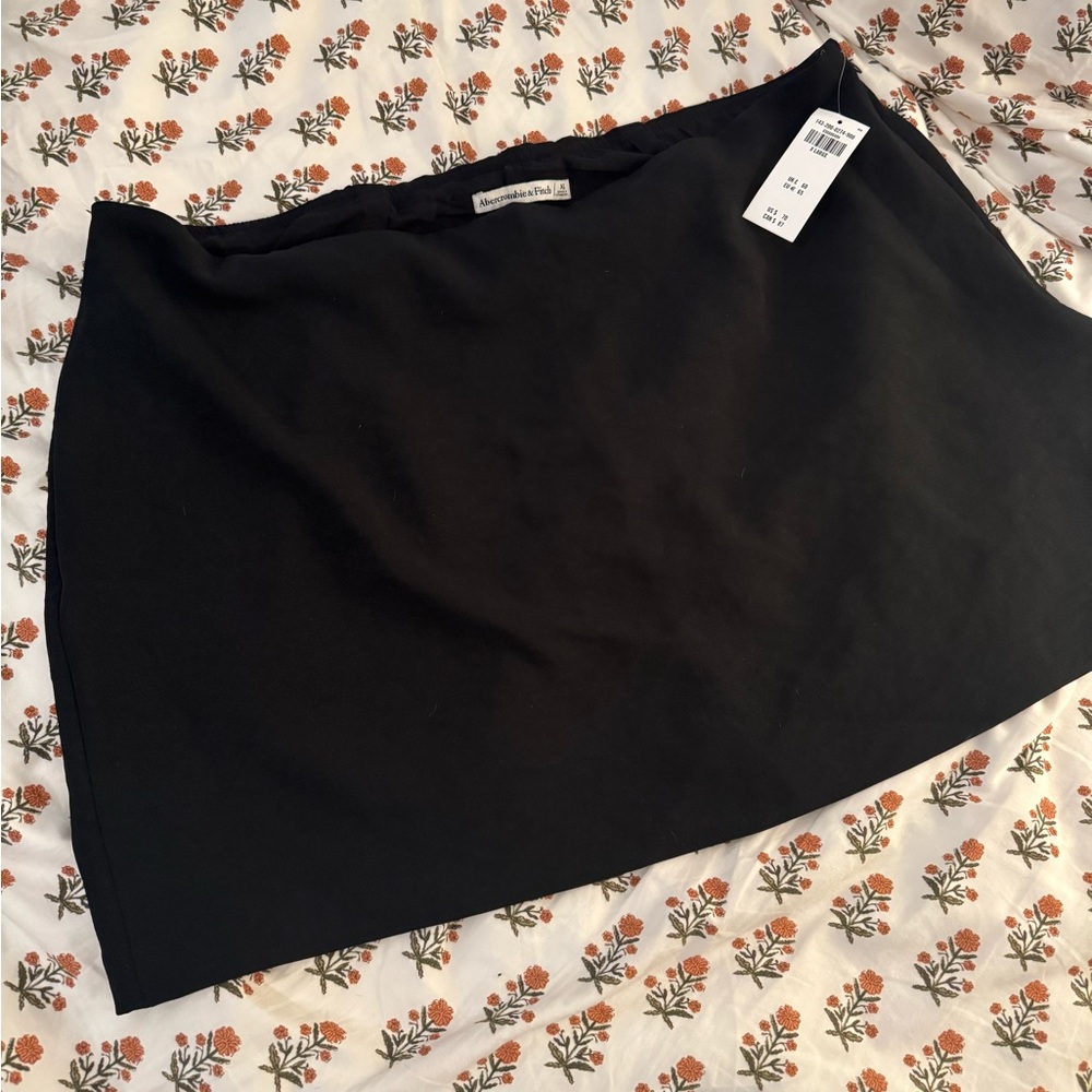 Abercrombie and Fitch Black Lined Mini Pencil Skirt Skort
